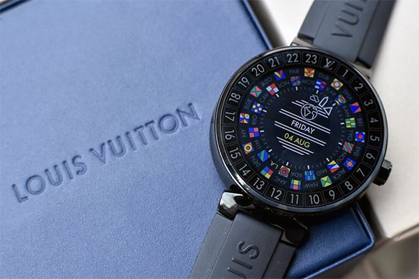 часы Louis Vuitton Tambour Horizon